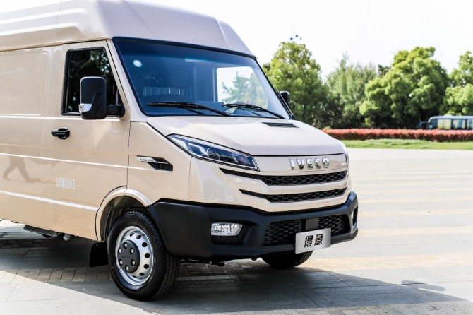 依维柯得意“全副武装”备战“双十一”